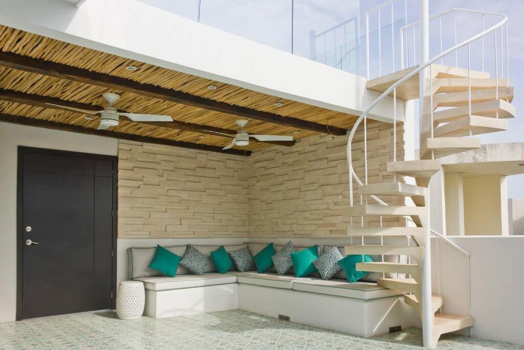 Contemporary Penthouse Mamitas Apartamento Playa del Carmen